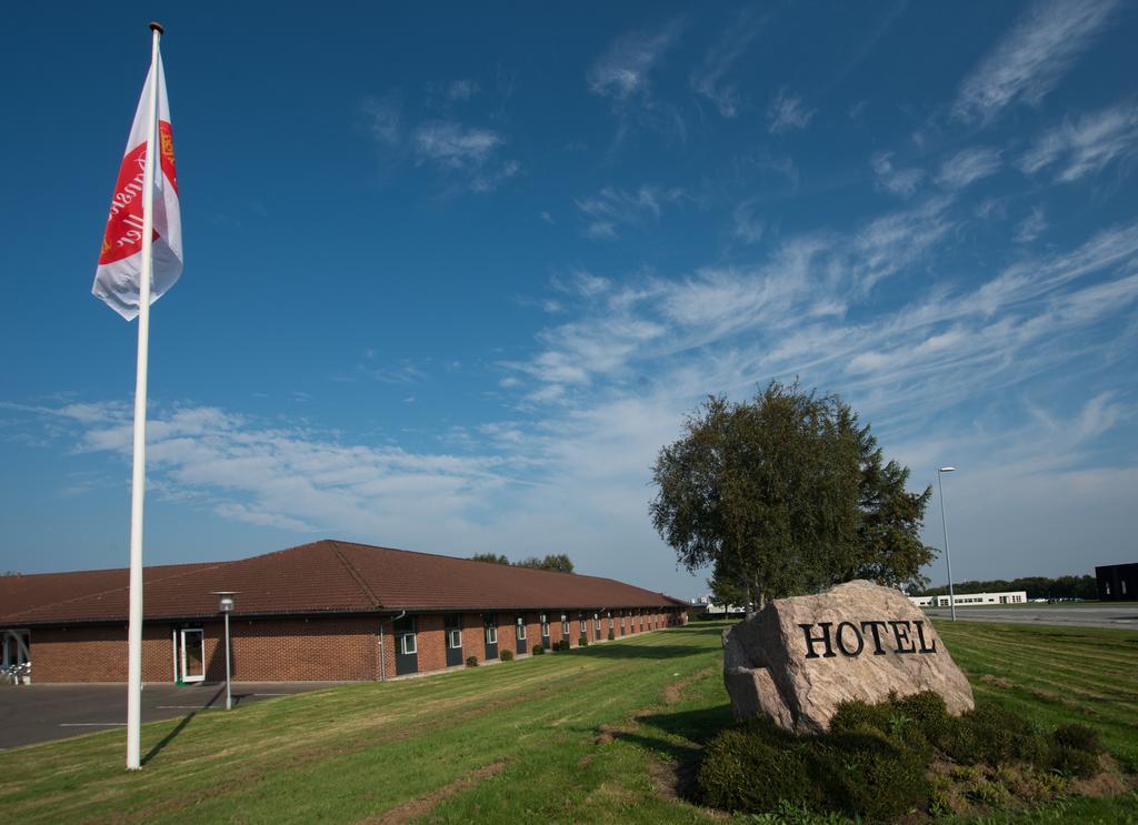 Hotel Lynggaarden Herning Exterior foto